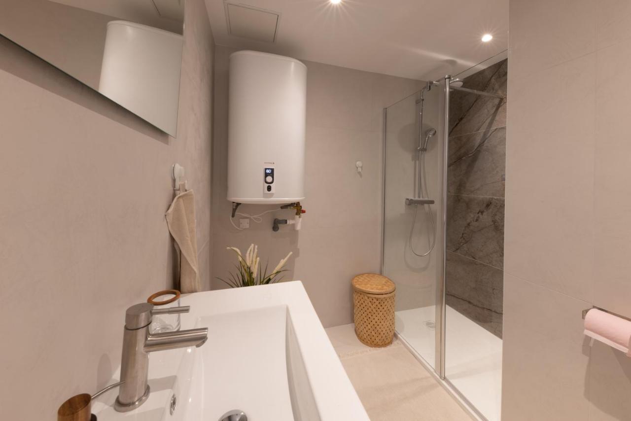 Lumineux, Tout Confort, Wifi & Terrace & Parking Saint-Laurent-du-Var Exterior foto